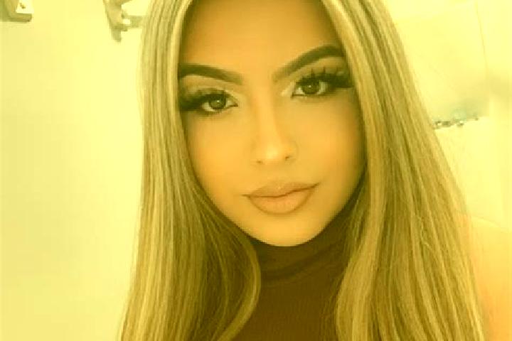 Sage, 36, a blonde brown-eyed latina companion based in Phuoc Hoa. Offering BDSM, Erotic Massage, Deep French Kissing, Girlfriend Experience. Available for i...