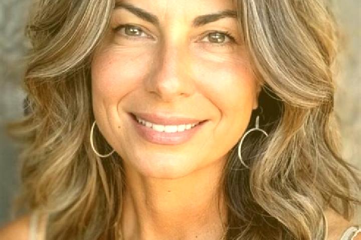 Sage, 36, a brunette grey-eyed latina companion based in Jatibonico. Offering 69, CIM, Massage. Available for incall and outcall, day and evening dates.
