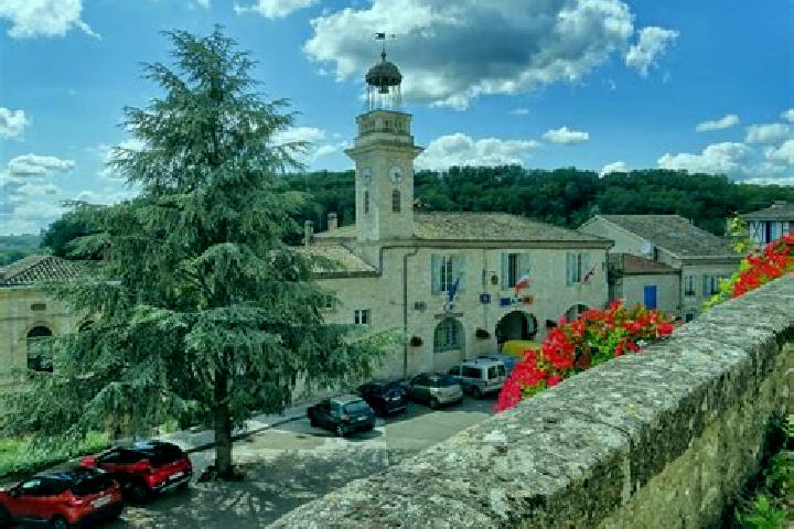 Sage, 36 — Escort in Montpezat-de-Quercy, France