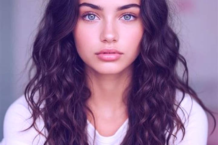 Sage, 37, a auburn amber-eyed mediterranean companion based in Walhain-Saint-Paul. Offering BDSM, Dinner Date, Massage, Prostate Massage. Available for incal...