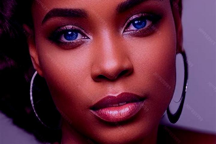 Sage, 37, a chestnut blue-eyed ebony companion based in Horni Police. Offering Duos, A-Level, BDSM. Available for incall and outcall, day and evening dates.