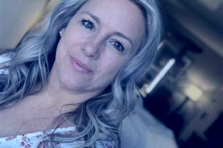 Sage, 38, a blonde grey-eyed mixed companion based in Siddington. Offering Domination, GFE, Fetish, Duos, Overnight. Available for incall and outcall, overni...