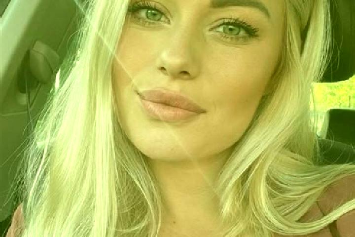 Sage, 38, a blonde hazel-eyed caucasian companion based in Leifeng. Offering GFE, Massage. Available for incall and outcall, day and evening dates.