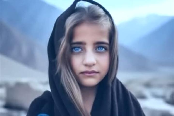 Sage, 38, a dark blonde amber-eyed middle eastern companion based in Makin Village. Offering Girlfriend Experience, Overnight, Tantra, Travel Companion. Avai...