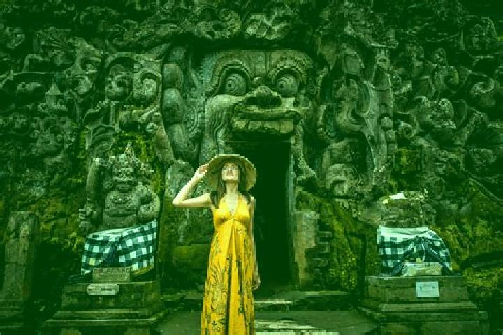 Sage, 38 — Escort in Gajah, Indonesia