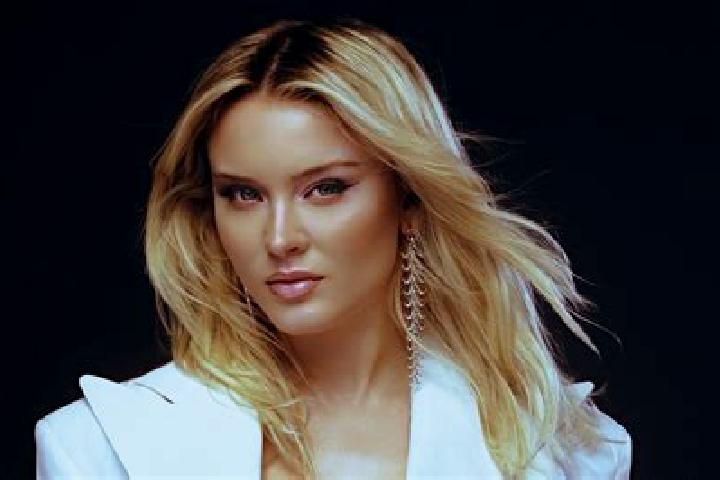 Sage, 38 — Escort in Nea Manolada, Greece