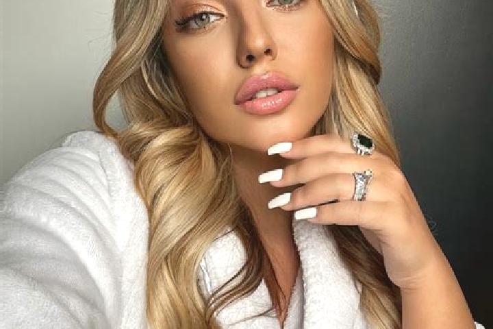Sage, 39, a blonde grey-eyed latina companion based in Tetitlan. Offering Tantra, BDSM, Duos. Available for incall and outcall, overnight bookings available.