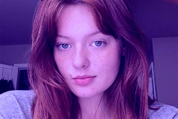 Sage, 39, a red grey-eyed caucasian companion based in Umm an Nasr. Offering GFE, A-Level, Erotic Massage, OWO, Travel Companion. Available for incall and ou...