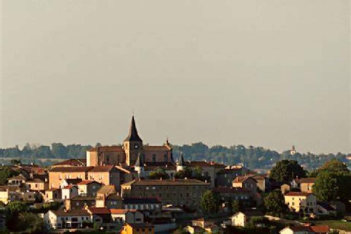 Sage, 39 — Escort in Amplepuis, France