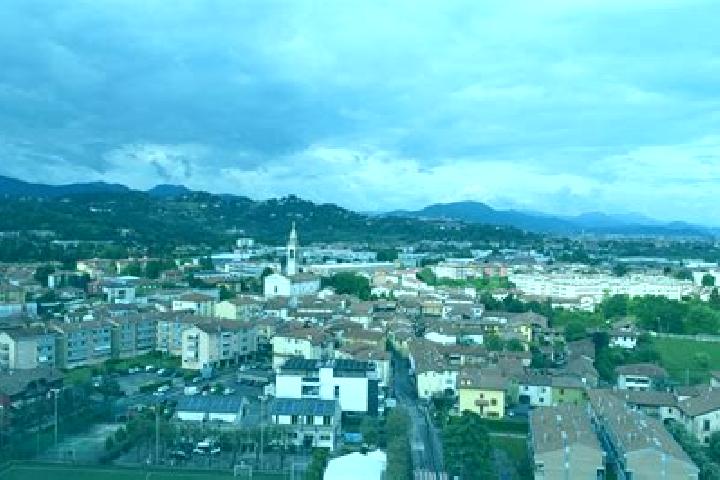 Sage, 39 — Escort in Bonate Sotto, Italy