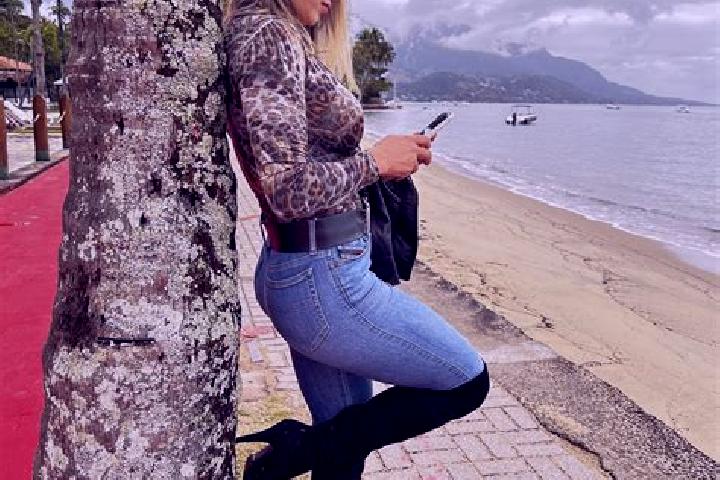 Sage, 39 — Escort in Sales, Brazil