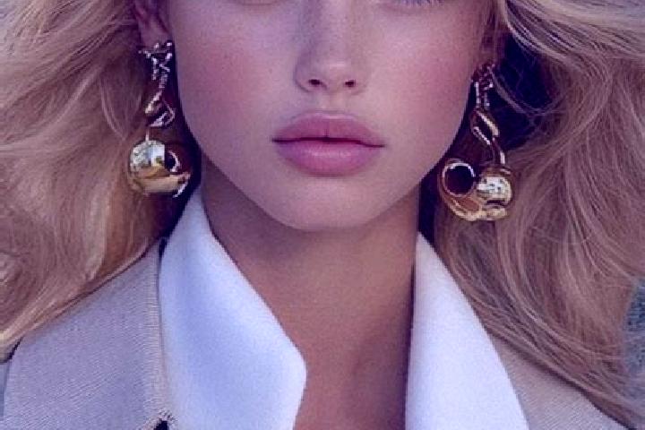 Scarlett, 20, a auburn amber-eyed caribbean companion based in Khlong Thom. Offering Travel Companion, Domination, GFE, Dinner Date, 69. Available for incall...