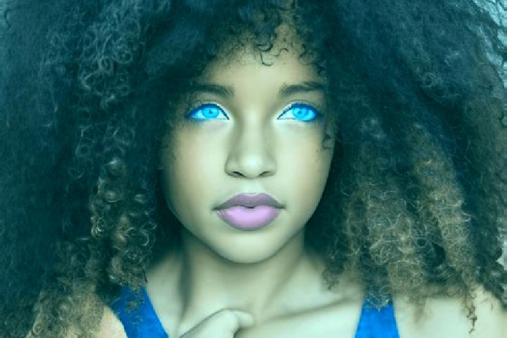 Scarlett, 20, a black blue-eyed mixed companion based in Inicbulan. Offering Party Girl, Travel Companion, Tantra, Duos, Roleplay. Available for incall and o...