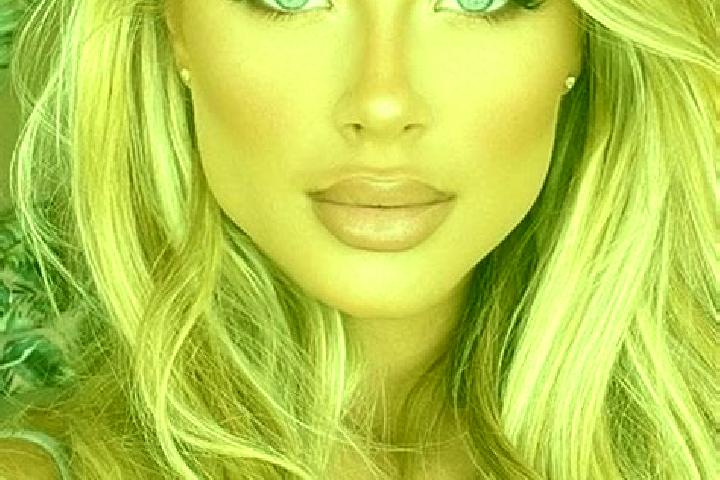 Scarlett, 20, a blonde blue-eyed latina companion based in Galera. Offering Massage, Tantra, 69. Available for incall and outcall, day and evening dates.
