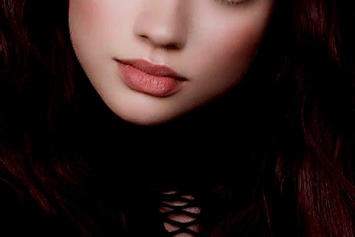 Scarlett, 20, a brunette dark-eyed indian companion based in Bilene. Offering OWO, CIM, 69. Available for incall and outcall, overnight bookings available.