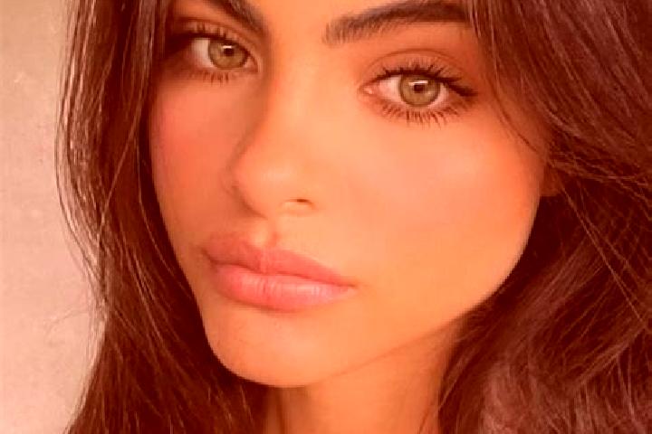 Scarlett, 20, a brunette grey-eyed indian companion based in Pekan Bahapal. Offering A-Level, Duos, Striptease, 69, Tantra. Available for incall and outcall,...