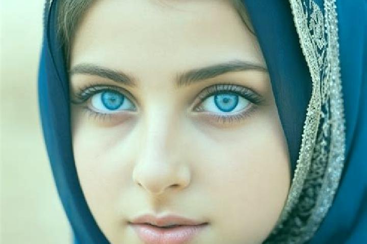 Scarlett, 20, a dark blonde blue-eyed middle eastern companion based in Ica. Offering OWO, BDSM, Girlfriend Experience, Roleplay, Domination. Available for i...