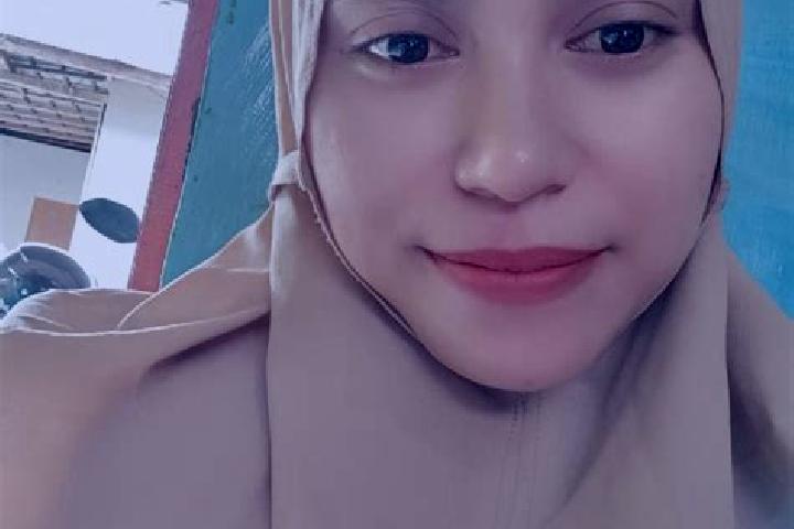 Scarlett, 20 — Escort in Barabai, Indonesia
