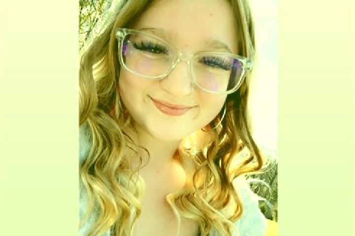 Scarlett, 20 — Escort in Belington, United States