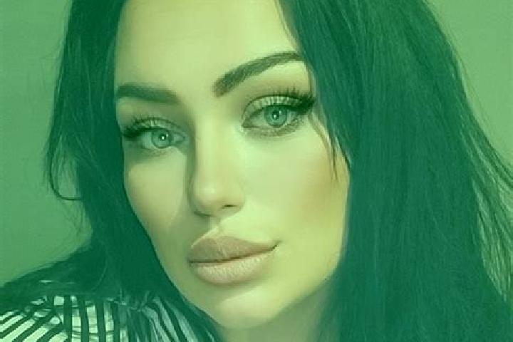 Scarlett, 20 — Escort in Klecza Gorna, Poland