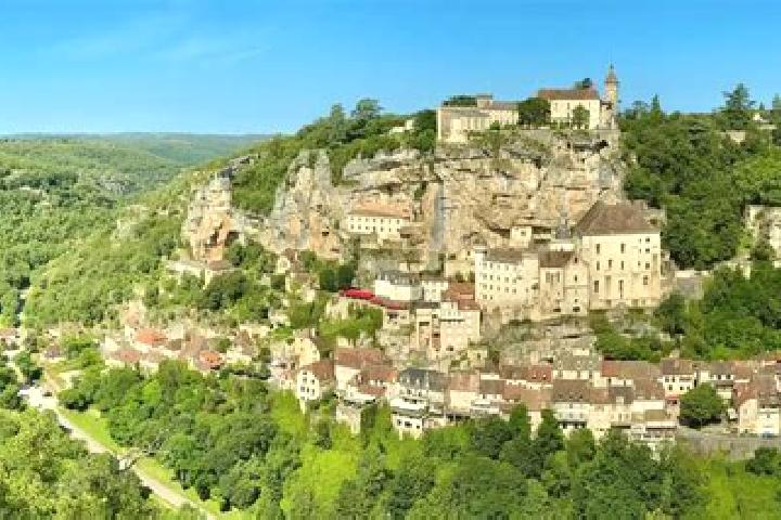 Scarlett, 20 — Escort in Rocamadour, France