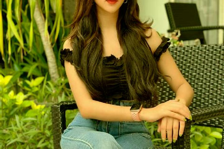 Scarlett, 20 — Escort in Sumurgayam, Indonesia