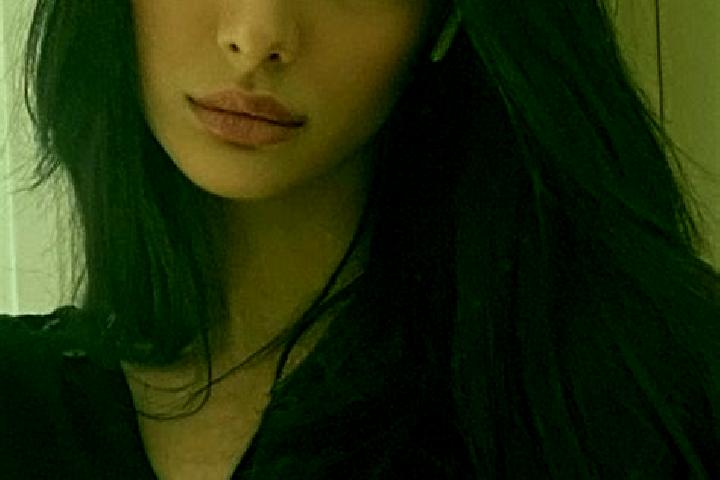 Scarlett, 21, a black dark-eyed middle eastern companion based in Bitangan. Offering Erotic Massage, Prostate Massage, Deep French Kissing, Domination. Avail...