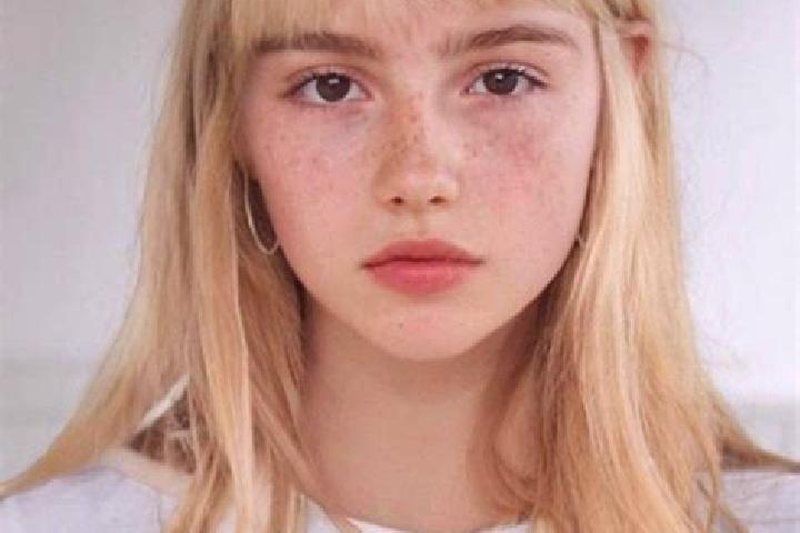 Scarlett, 21, a blonde brown-eyed caucasian companion based in Rosenthal. Offering Party Girl, 69, CIM. Available for incall and outcall, day and evening dates.