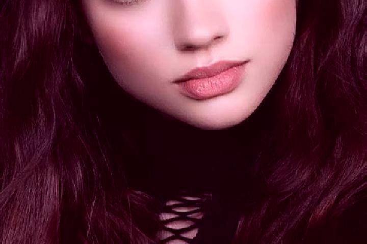 Scarlett, 21, a brunette dark-eyed mixed companion based in Mattie. Offering Domination, Striptease, GFE. Available for incall and outcall, overnight booking...