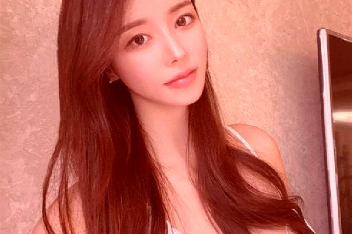 Scarlett, 21 — Escort in Jingouhe, China