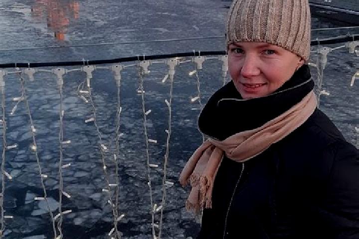 Scarlett, 21 — Escort in Krasnyy Bogatyr , Russia