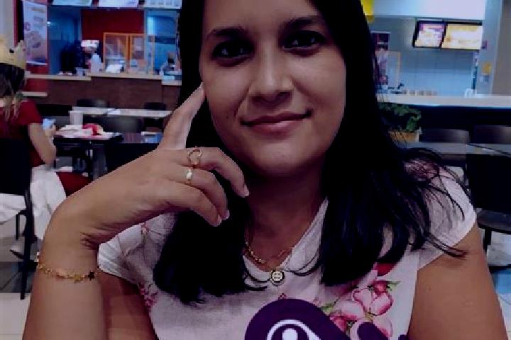 Scarlett, 21 — Escort in Martins Soares, Brazil