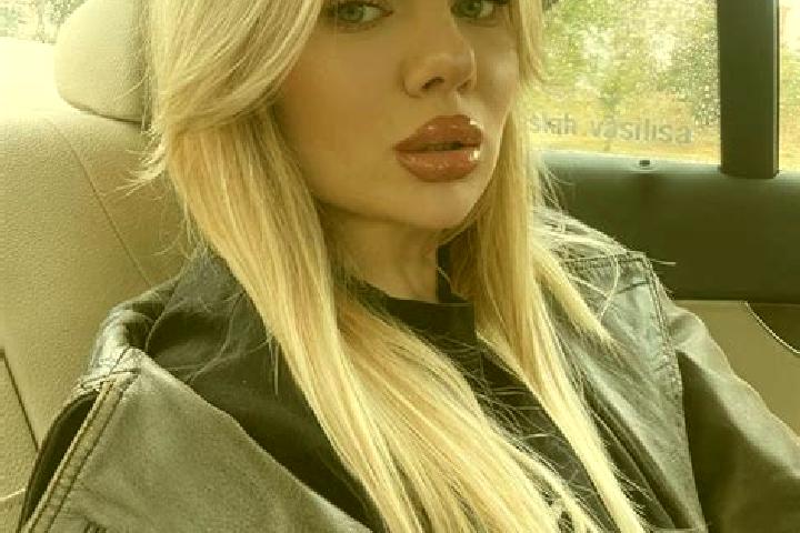 Scarlett, 21 — Escort in Sales, Switzerland