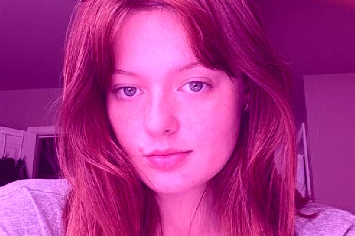 Scarlett, 22, a auburn grey-eyed mixed companion based in Ribeirao. Offering Duos, A-Level, Party Girl. Available for incall and outcall, overnight bookings ...