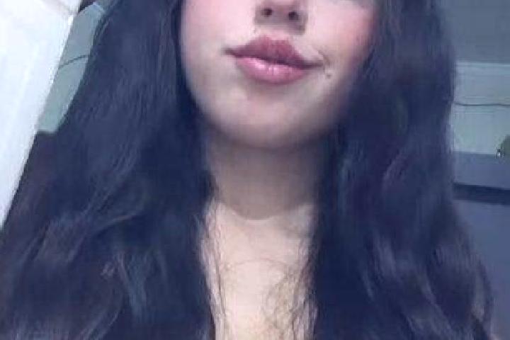 Scarlett, 22, a black brown-eyed caribbean companion based in El Bayadh. Offering Dinner Date, Tantra, Striptease. Available for incall and outcall, overnigh...