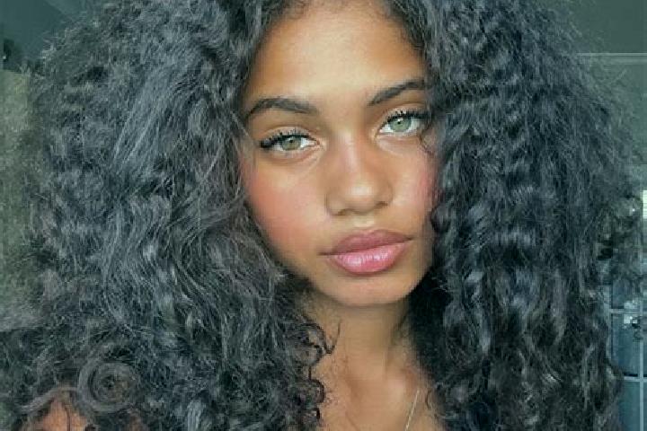 Scarlett, 22, a black grey-eyed ebony companion based in Ulashan. Offering CIM, Fetish, Dinner Date, GFE. Available for incall and outcall, overnight booking...