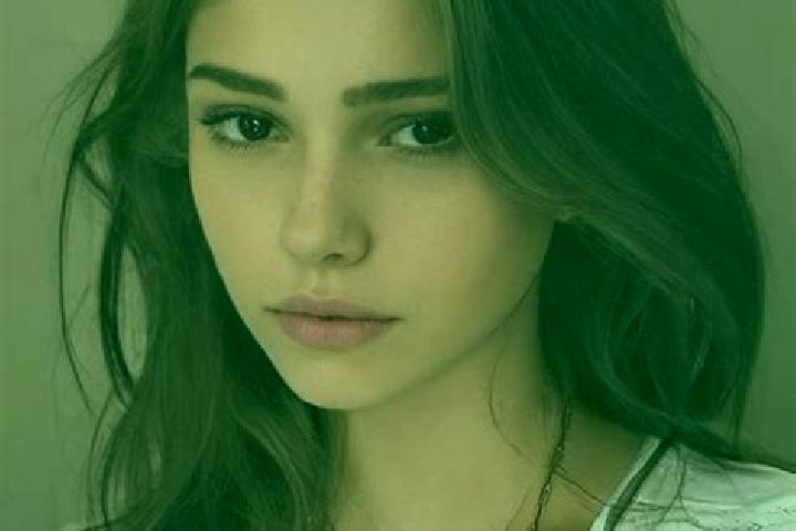 Scarlett, 22, a chestnut grey-eyed slavic companion based in Shurin. Offering Prostate Massage, Domination, CIM. Available for incall and outcall, overnight ...