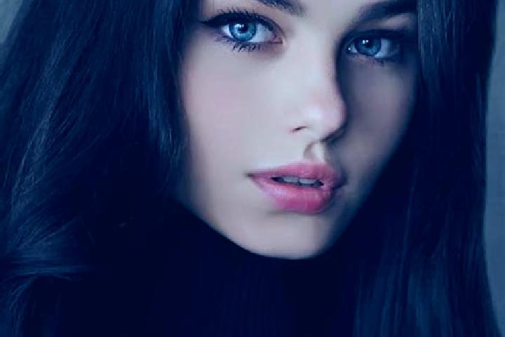 Scarlett, 22, a red dark-eyed caucasian companion based in El Carmen de Bolivar. Offering Prostate Massage, A-Level, 69, Girlfriend Experience. Available for...