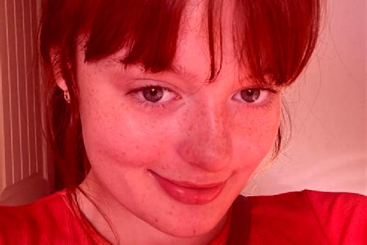 Scarlett, 22, a red dark-eyed ebony companion based in Fili. Offering OWO, Duos, BDSM, 69, Fetish. Available for incall and outcall, overnight bookings avail...