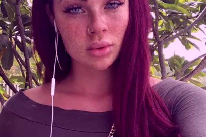 Scarlett, 22, a red green-eyed latina companion based in Symoniv. Offering BDSM, Travel Companion, A-Level. Available for incall and outcall, day and evening...