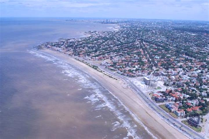 Scarlett, 22 — Escort in Barra de Carrasco, Uruguay