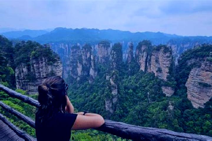 Scarlett, 22 — Escort in Huangshi, China