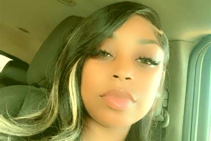 Scarlett, 22 — Escort in Jonestown, United States