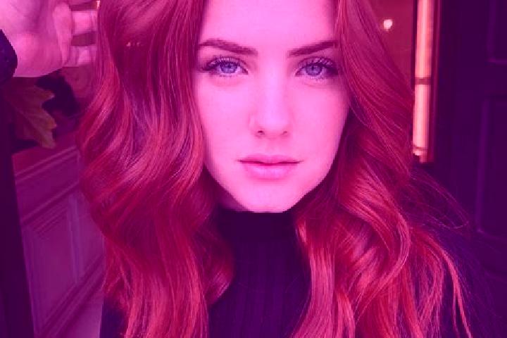 Scarlett, 23, a auburn blue-eyed mixed companion based in Townsend. Offering Party Girl, Roleplay, Massage, 69. Available for incall and outcall, day and eve...