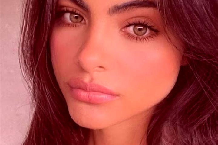Scarlett, 23, a black dark-eyed indian companion based in Baguano. Offering GFE, Erotic Massage, Deep French Kissing, BDSM. Available for incall and outcall,...