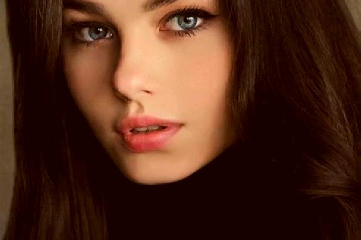 Scarlett, 23, a black dark-eyed slavic companion based in Haoyi. Offering Massage, Tantra, 69. Available for incall and outcall, overnight bookings available.