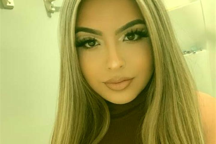 Scarlett, 23, a blonde amber-eyed latina companion based in Skawica. Offering A-Level, Roleplay, BDSM, Dinner Date, OWO. Available for incall and outcall, da...