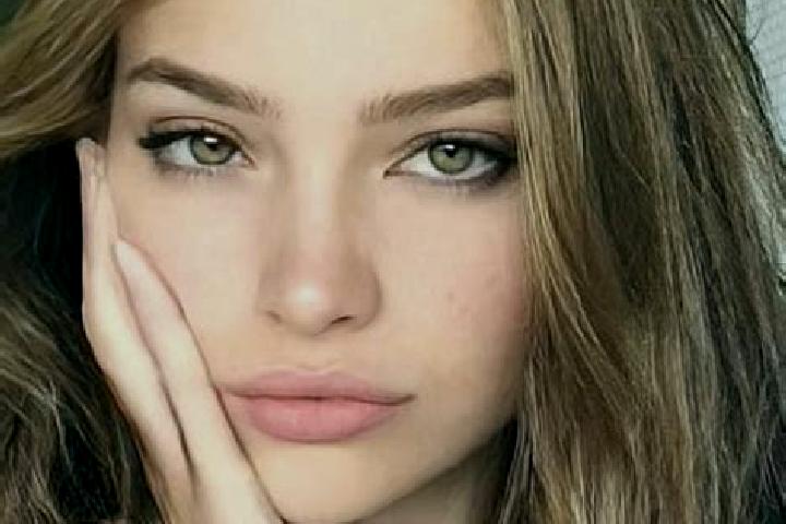 Scarlett, 23, a blonde brown-eyed middle eastern companion based in Oersberg. Offering GFE, Girlfriend Experience, Domination. Available for incall and outca...