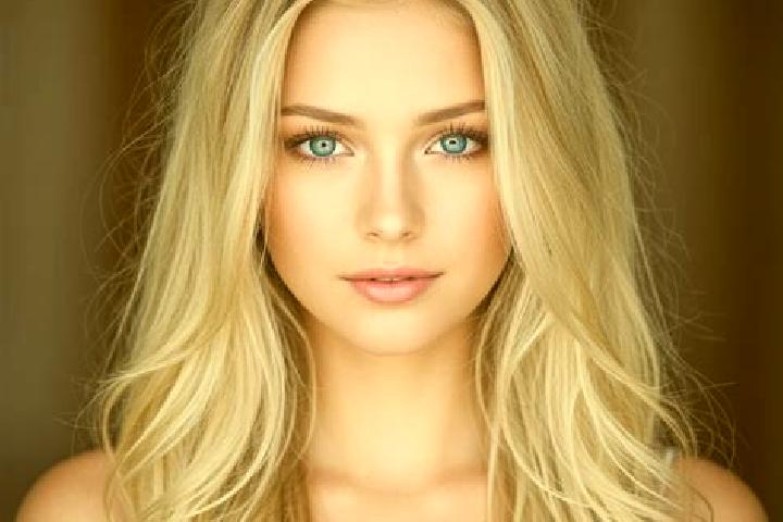 Scarlett, 23, a blonde brown-eyed mixed companion based in Petit-Rocher. Offering Couples, OWO, Domination. Available for incall and outcall, day and evening...
