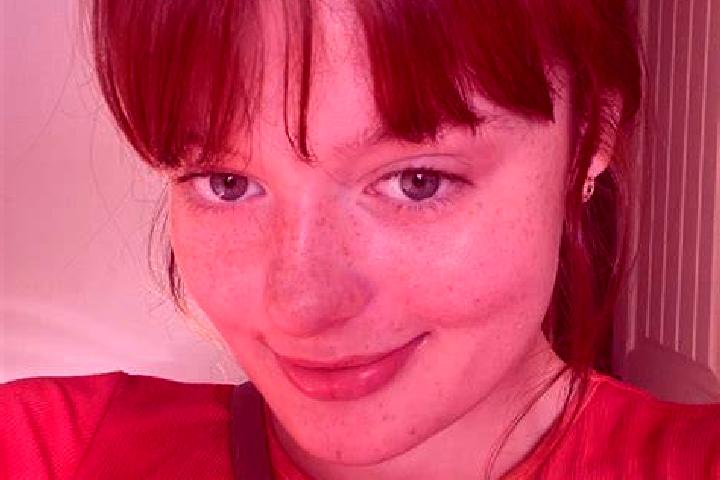 Scarlett, 23, a red brown-eyed indian companion based in Simancas. Offering Erotic Massage, Prostate Massage, BDSM, Duos. Available for incall and outcall, d...